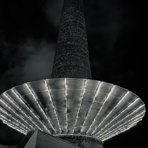 Kultuurikatel korsten jõulutuled valgustid